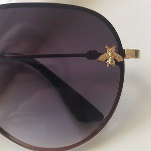 gucci shades with bee